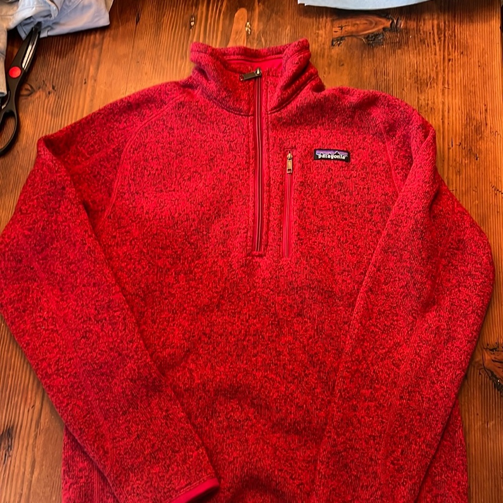 Patagonia Women’s 1/4 zip, Deep Red XS